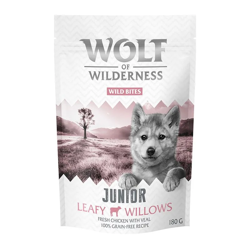 Wolf of Wilderness Snack Junior Wild Bites 180 g (Leafy Willows - Vitello & Pollo)